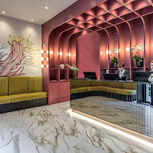 Madison Otel